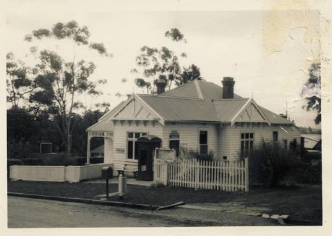 Post Office  Beaconsfield Upper, 1968