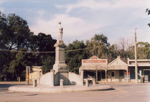 War Memorial, Charlton, 2008