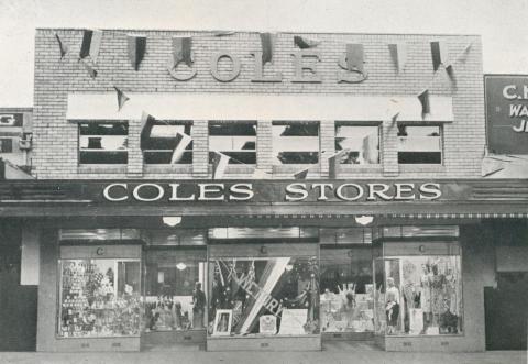 Coles, Barker Street, Castlemaine, 1946