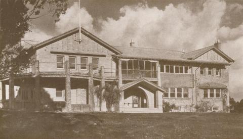 Rosanna Golf Club House, 1937