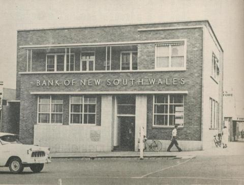 Banking Premises, Portland, 1960