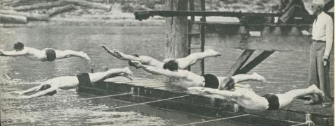 Swimming Carnival, Echuca, 1950