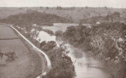 The Tambo River, from the Limestone Cliffs above Swan Reach, 1934