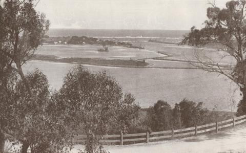 Ocean and lake from the Princes Highway, Lakes Entrance, 1934