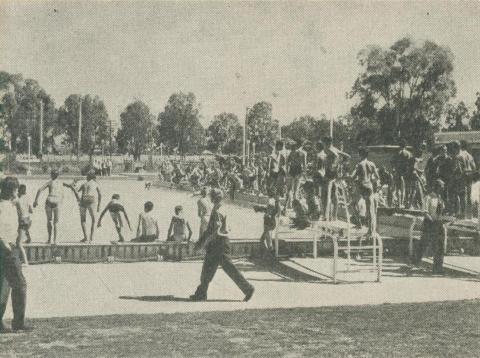 Olympic Pool, Wangaratta, 1960