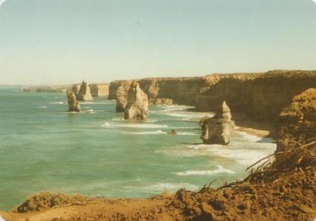 The Great Ocean Road,the stately 12 Apostles east of Port Campbell