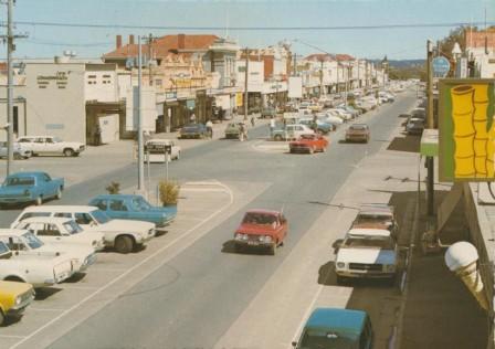 Raymond Street, Sale