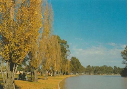 Victoria Lake and caravan park, Shepparton