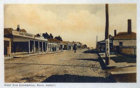 West End Commercial Road, Koroit, c1910