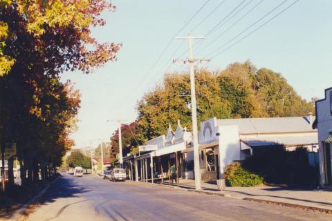 Violet Town, 2000