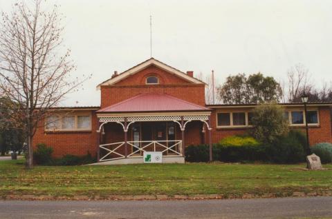 Lexton community centre and former shire office, 2000