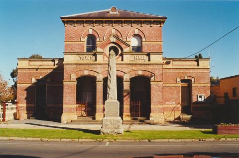 Dunolly Town Hall, 2000