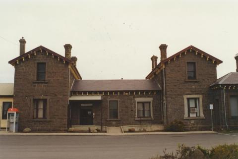 Kyneton Railway Station, 2000