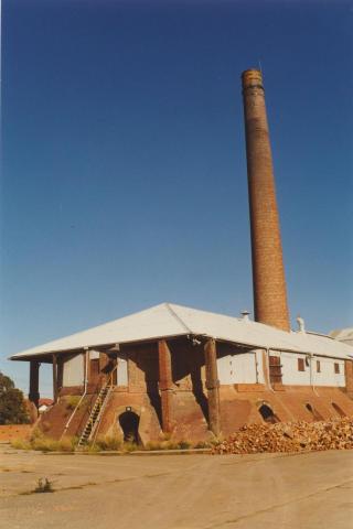 Hoffmans 72-106 Dawson Street, Brunswick, 2000