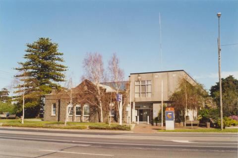 Former Whittlesea Shire offices, police station, Epping, 2000