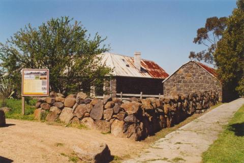 Lutheran farm buildings, Thomastown, 2000