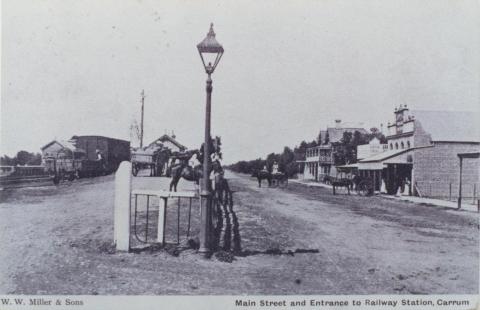 Main Street and Entrance to Railway Station, Carrum, 1907