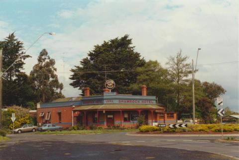 Shamrock Hotel, Dunnstown, 2000