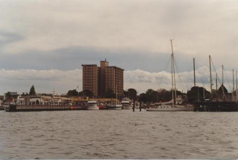 Williamstown, 2000