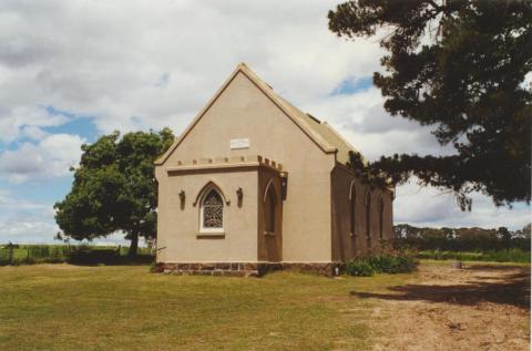 Hazelglen Uniting Church, Doreen, 2000