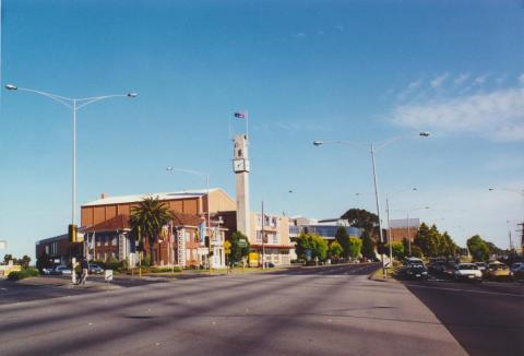 Moorabbin Town Hall, 2000