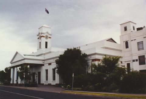 Caulfield Town Hall, 2000