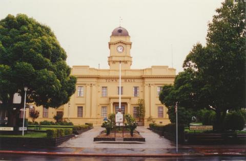 Geelong West Town Hall, 2001