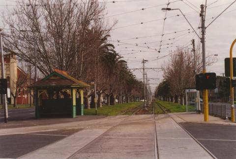 Dandenong and Hawthorn roads, Malvern, 2001