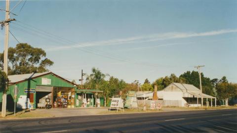 Katamatite, 2002