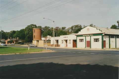 Mooroopna, 2002