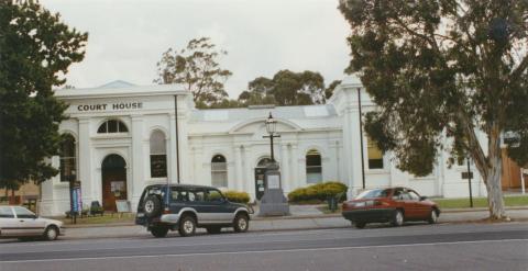 Heathcote, 2002