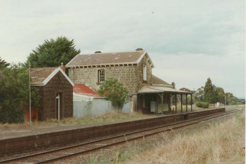 Lethbridge Railway Station, 2002