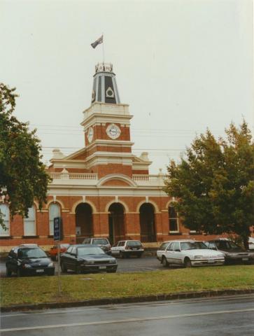 Buninyong court house and town hall, 2002