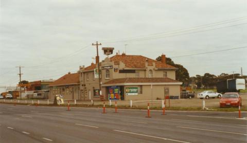 Guiding Star Hotel, Brooklyn, 2002