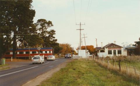 New Gisborne, 2002