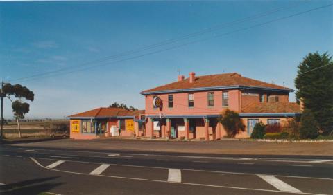 Diggers Rest Hotel, 2002