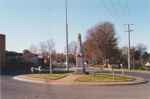 Neerim South, 2002