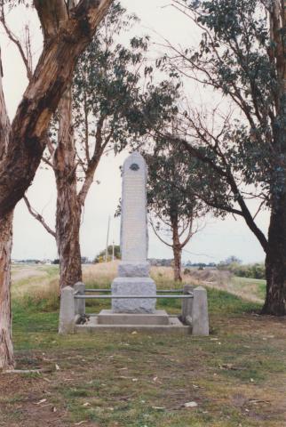 Cora Lynn memorial, 2002