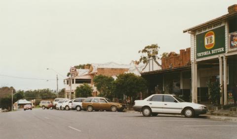 Bunyip, 2002