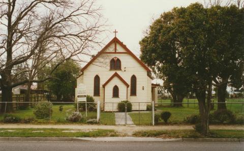 Nar Nar Goon, 2002