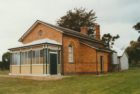 Smythesdale court house, 2002