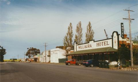 Willaura Hotel, 2002