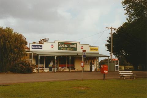 Woolsthorpe general store, 2002