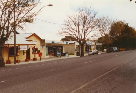 Main Street, Welshpool, 2003