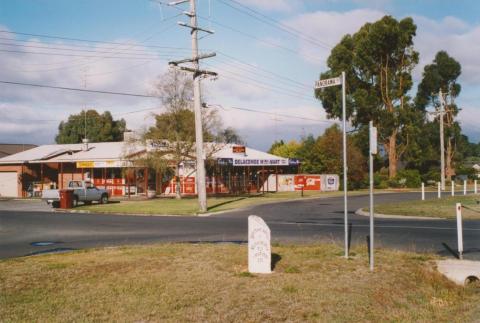 Delacombe and heritage mile post, 2004