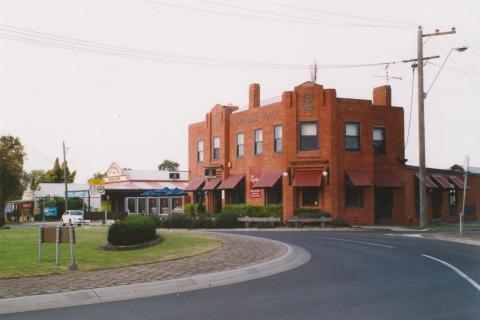 Drysdale Hotel, 2004