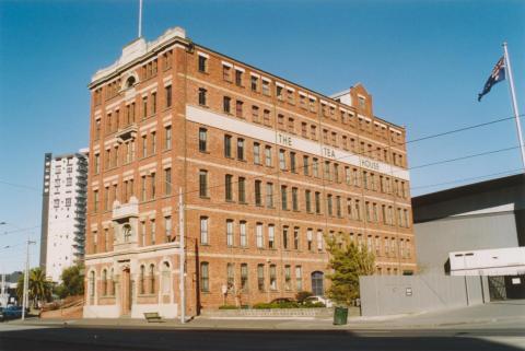 Robut Tea House, Clarendon Street, Port Melbourne, 2004