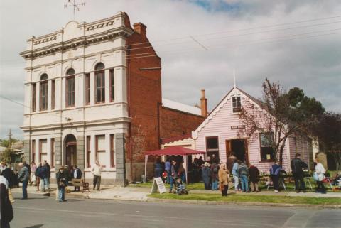 Talbot, former borough hall and ANA hall, market day, 2004