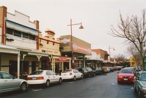 Hampton Street, Mont Albert, 2005