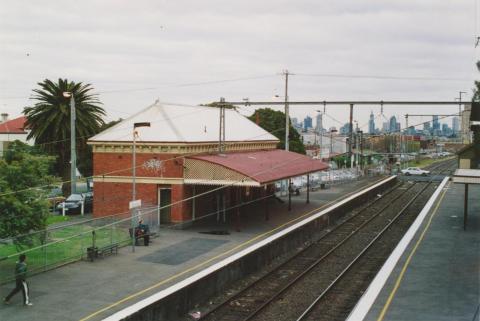 Moreland Railway Station, 2005